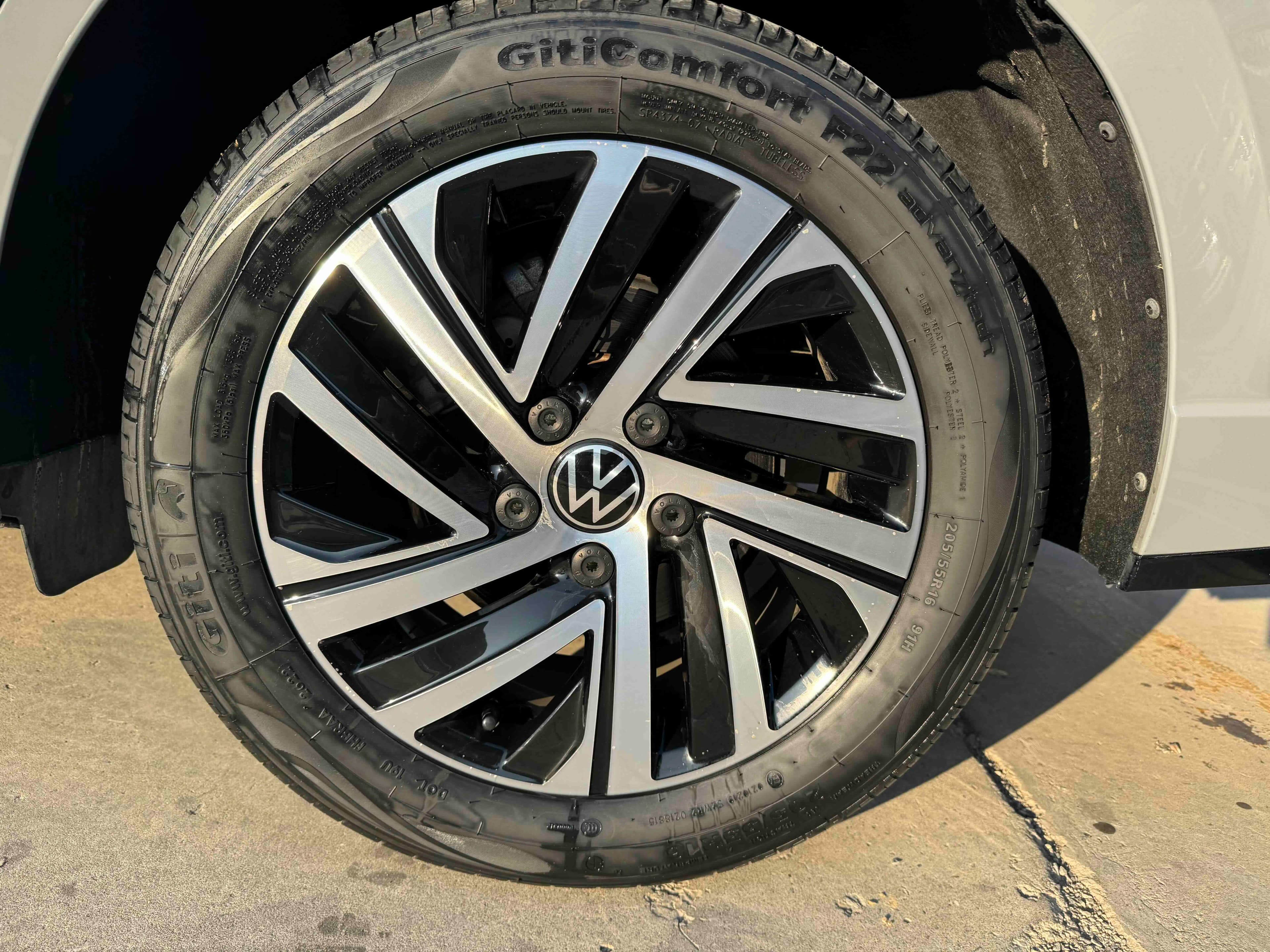 Volkswagen Lavida 2022 г. 27023 км. — фото 10