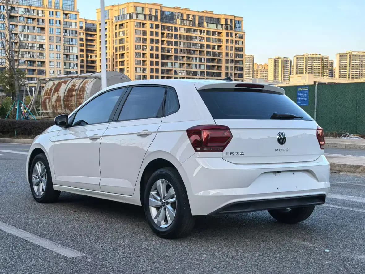 Volkswagen Polo 2021 г. 30000 км. — фото 4