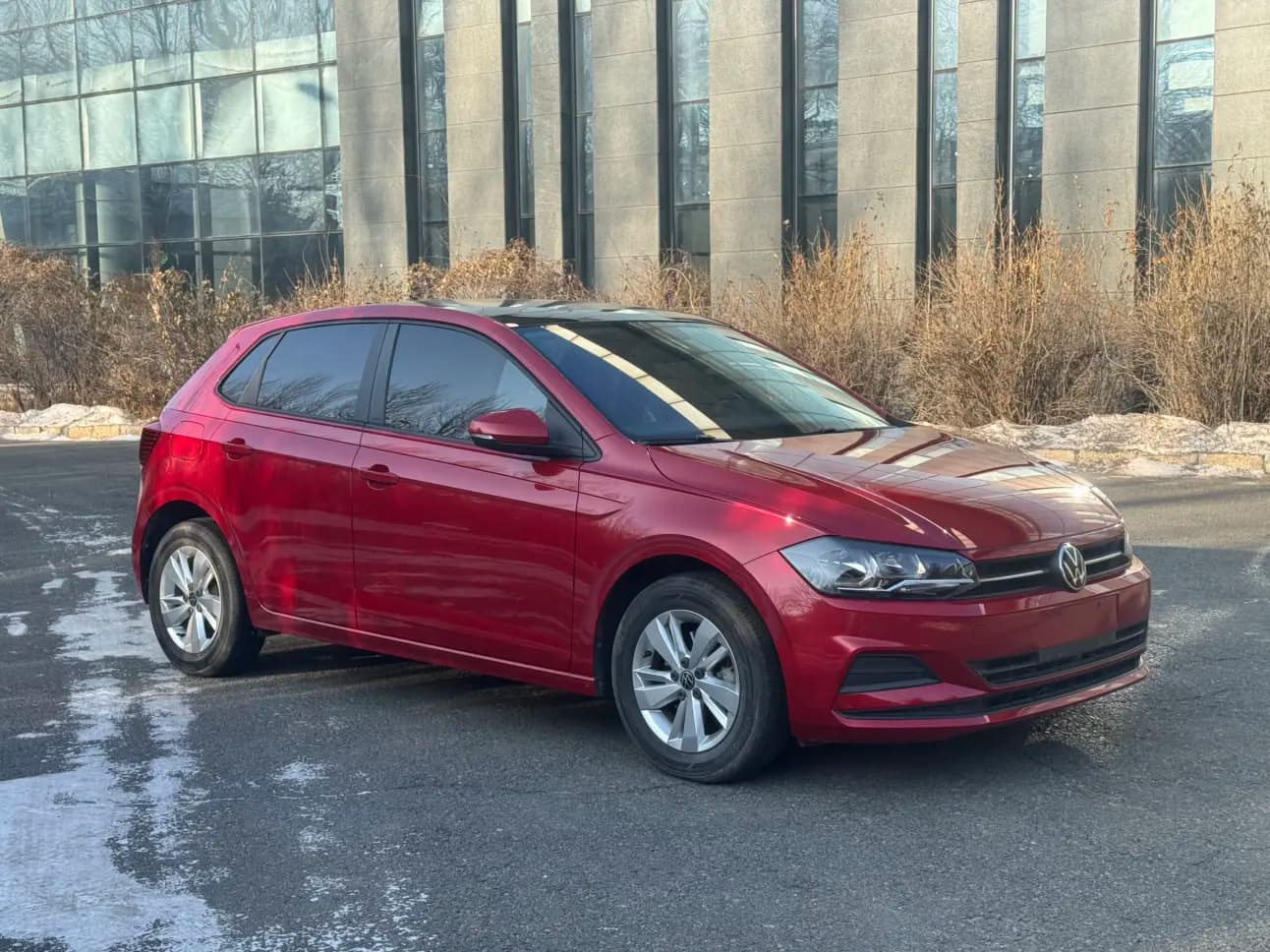 Volkswagen Polo 2021 г. 37000 км. — фото 3