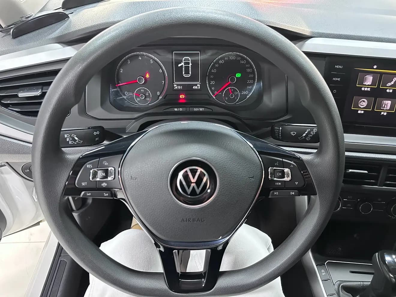Volkswagen Polo 2021 г. 24000 км. — фото 14