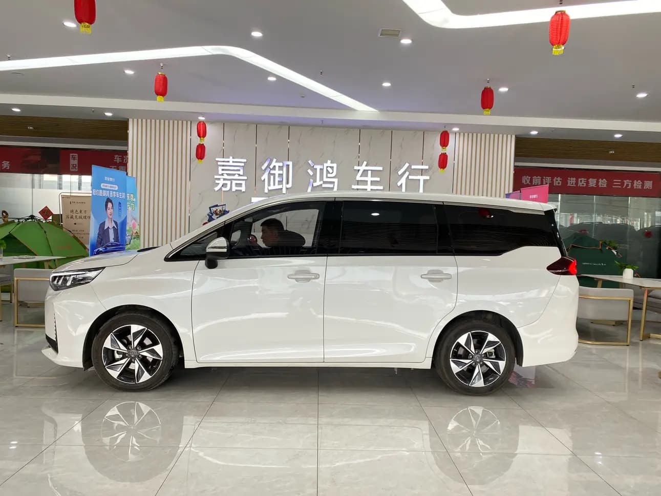 GAC Trumpchi M6 2022 г. 45146 км. — фото 3