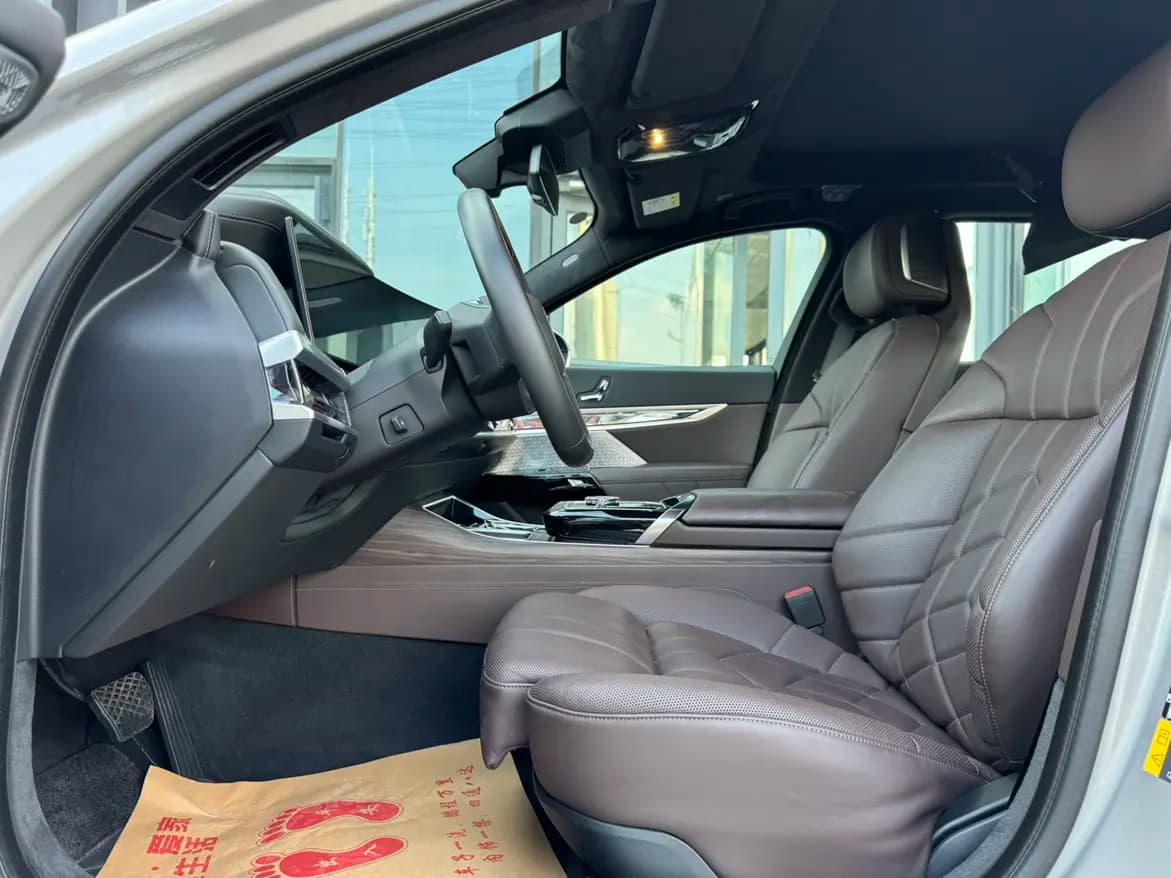 BMW i7 2023 г. 26028 км. — фото 25