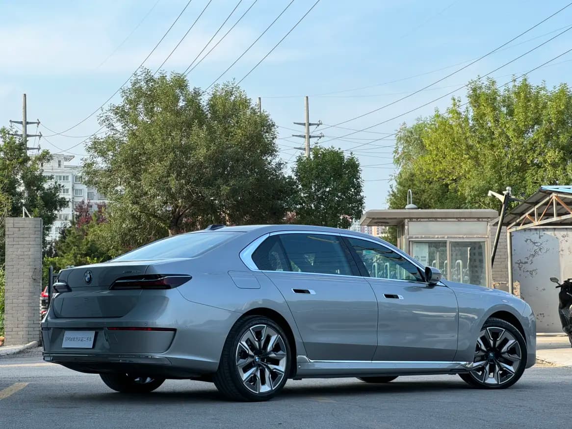 BMW i7 2023 г. 26028 км. — фото 5