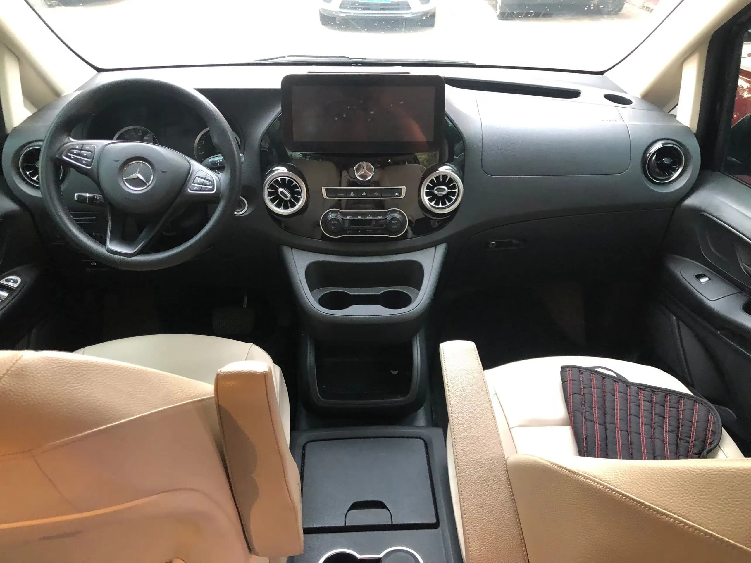 Mercedes-Benz Vito 2022 г. 90057 км. — фото 11
