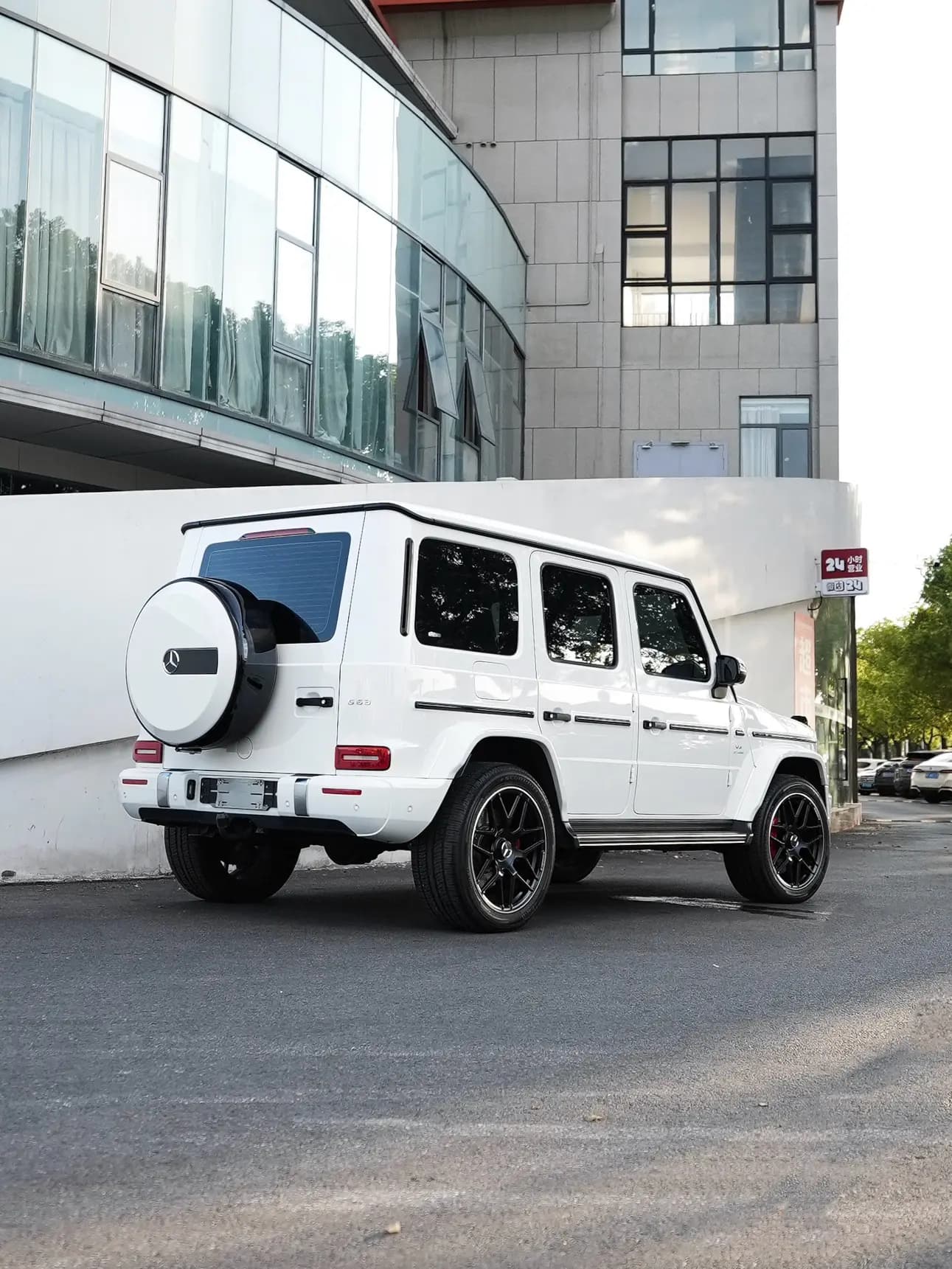 Mercedes-Benz G-Class AMG 2025 г. 10103 км. — фото 5