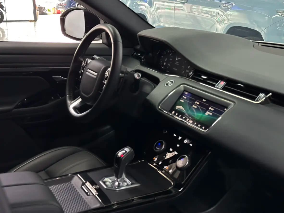 Land Rover Range Rover Evoque 2021 г. 30093 км. — фото 14