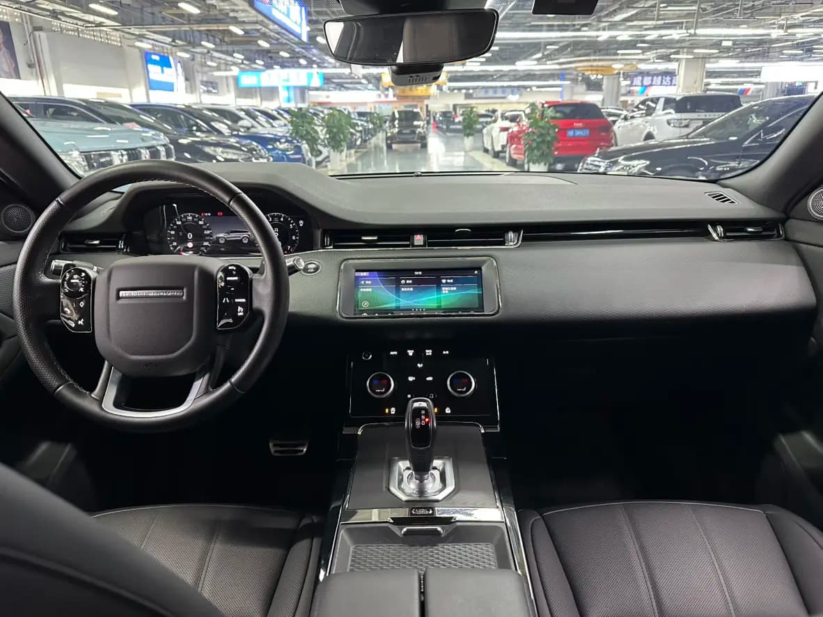 Land Rover Range Rover Evoque 2021 г. 30093 км. — фото 10