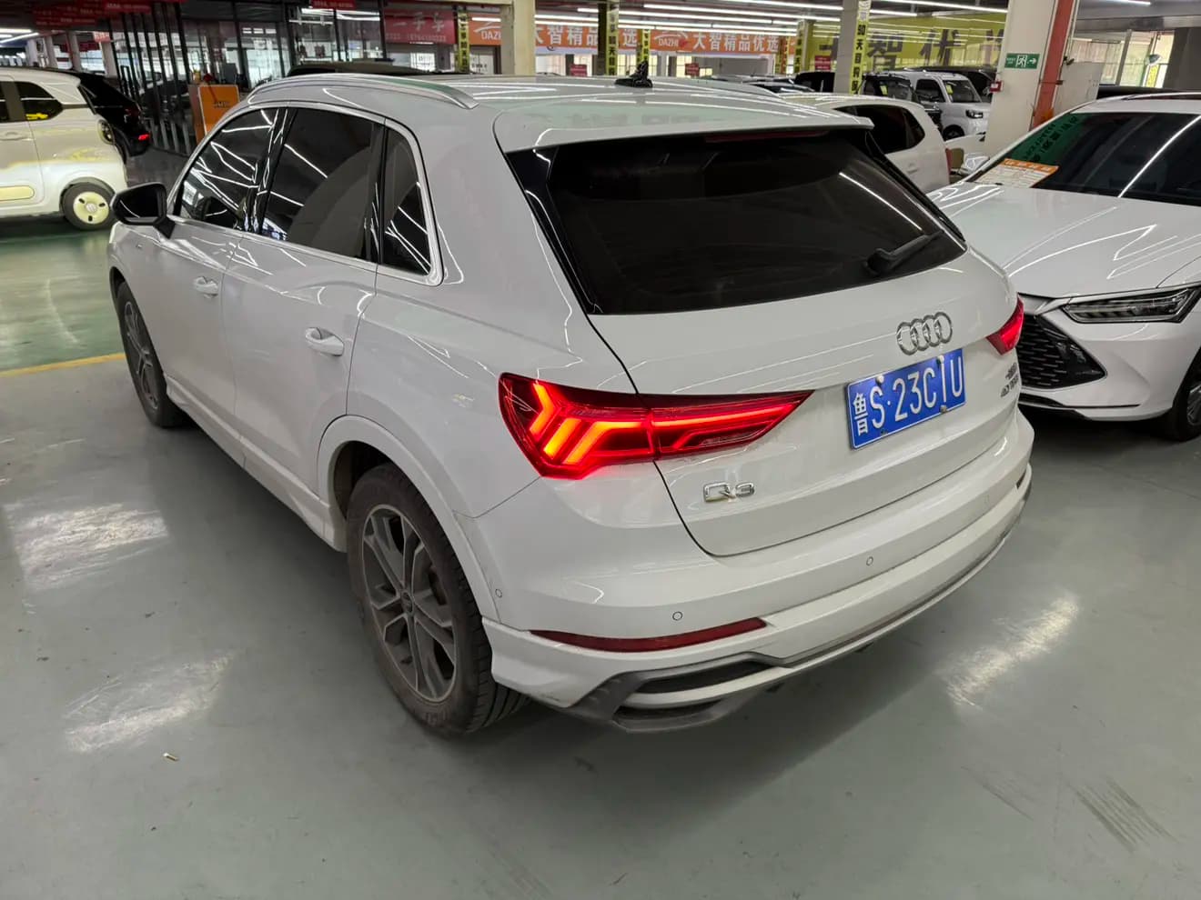 Audi Q3 2023 г. 46000 км. — фото 4