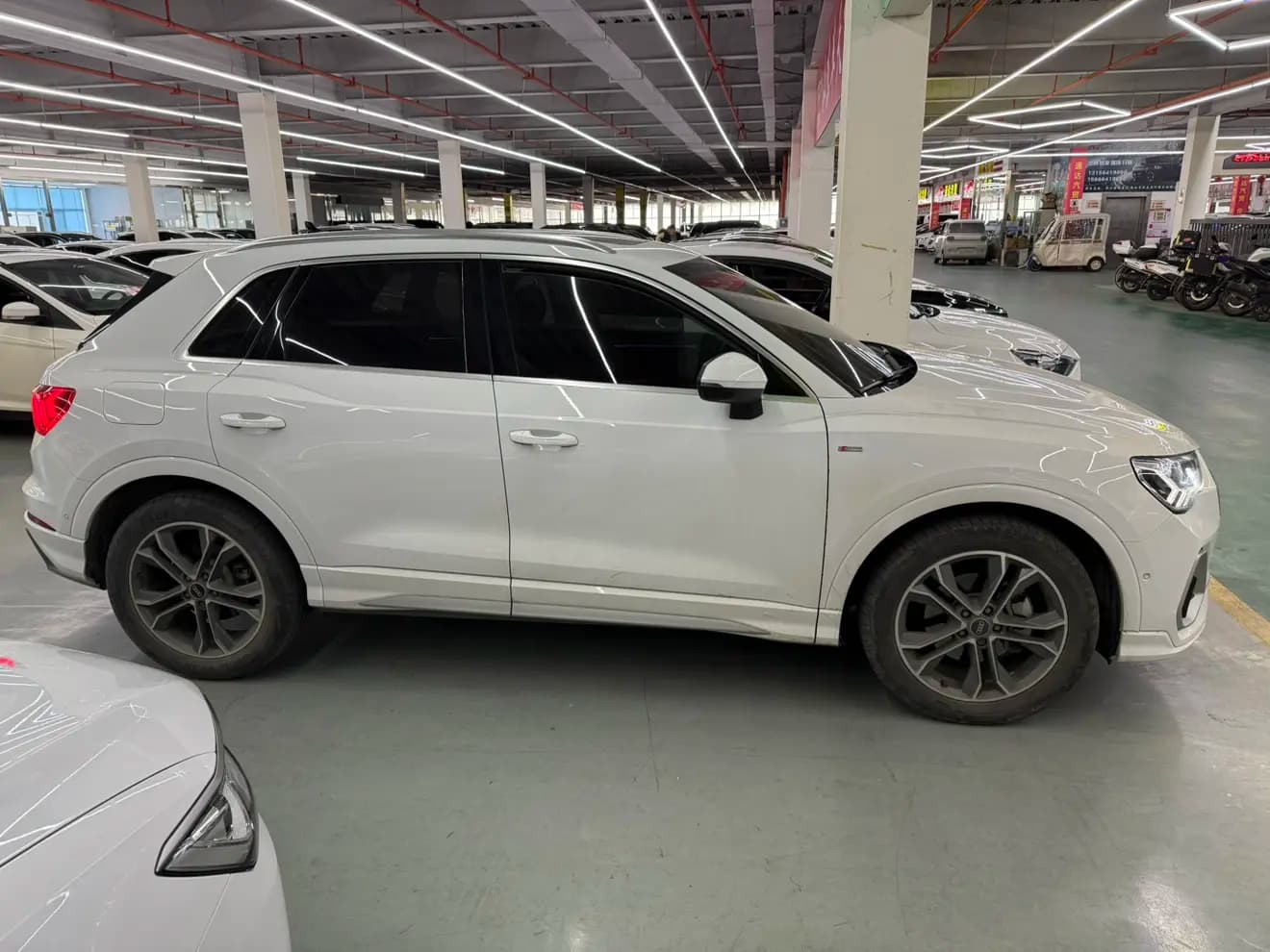 Audi Q3 2023 г. 46000 км. — фото 7