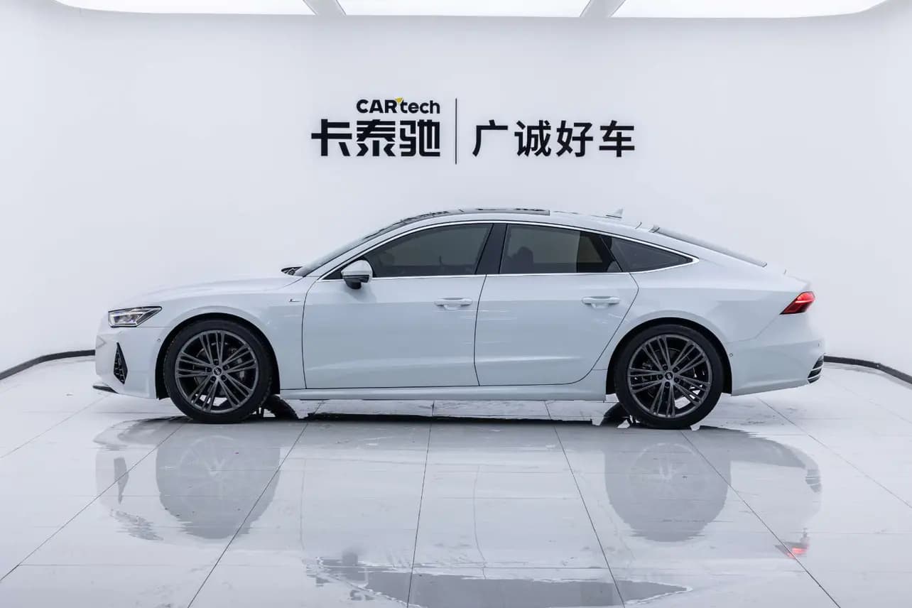 Audi A7 2023 г. 38504 км. — фото 4