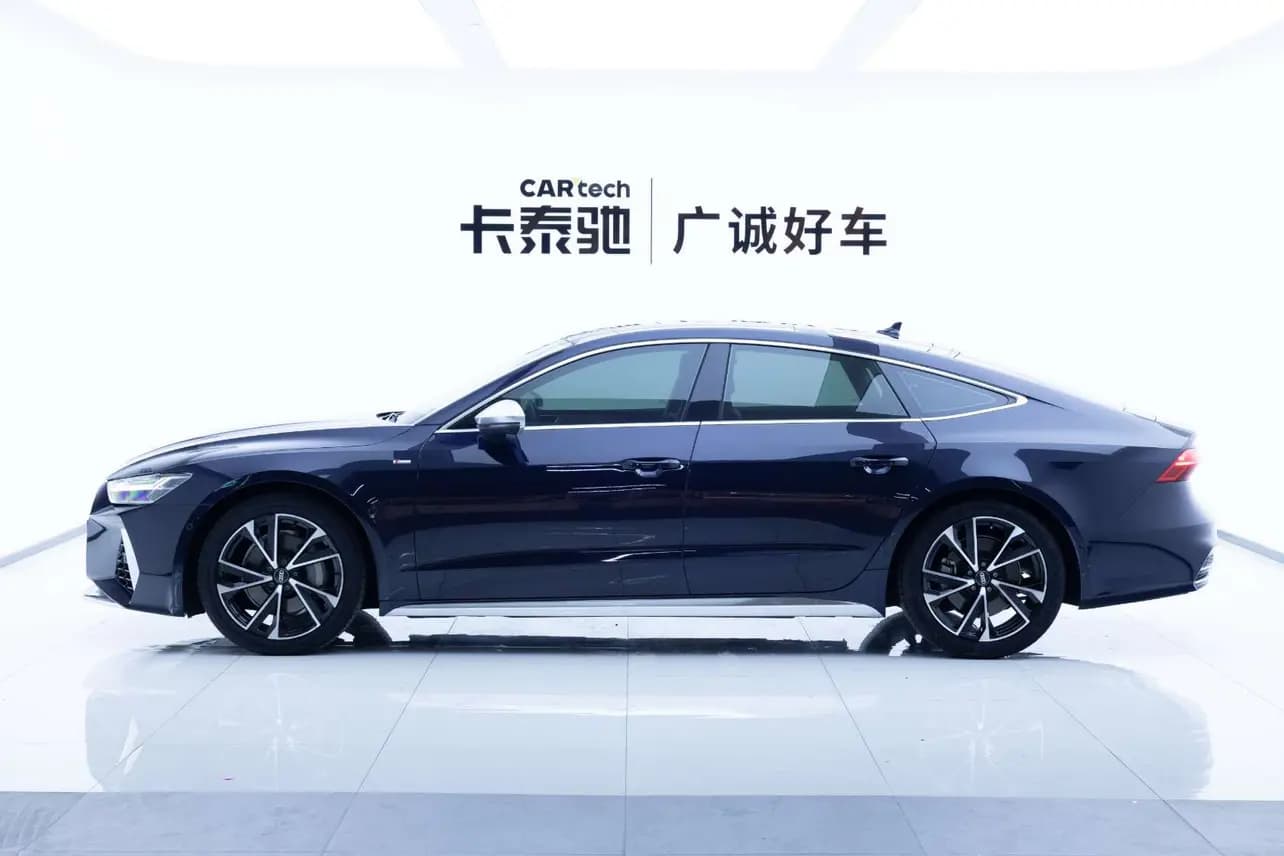 Audi A7 2021 г. 62994 км. — фото 4