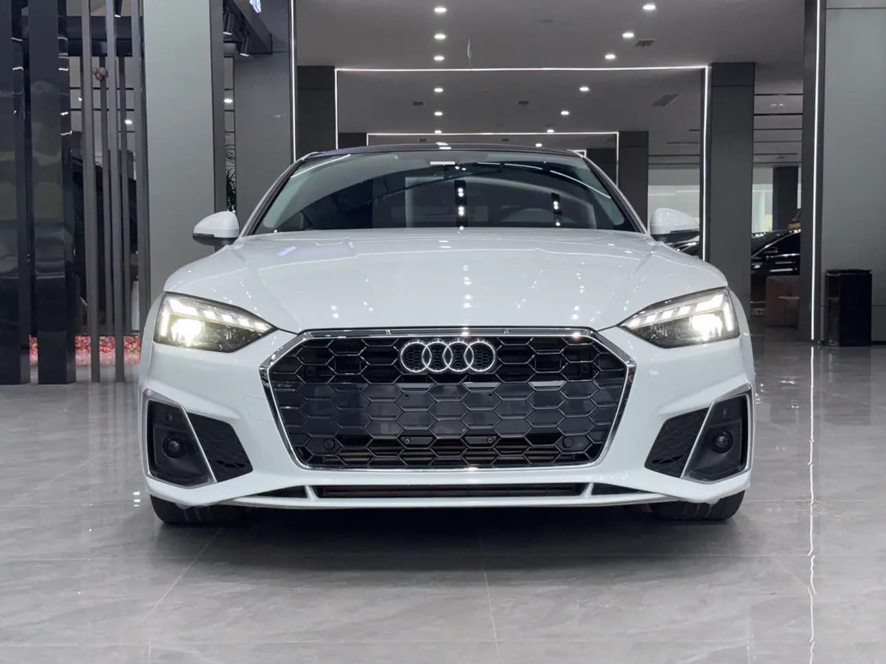 Audi A5 2021 г. 45108 км. — фото 2