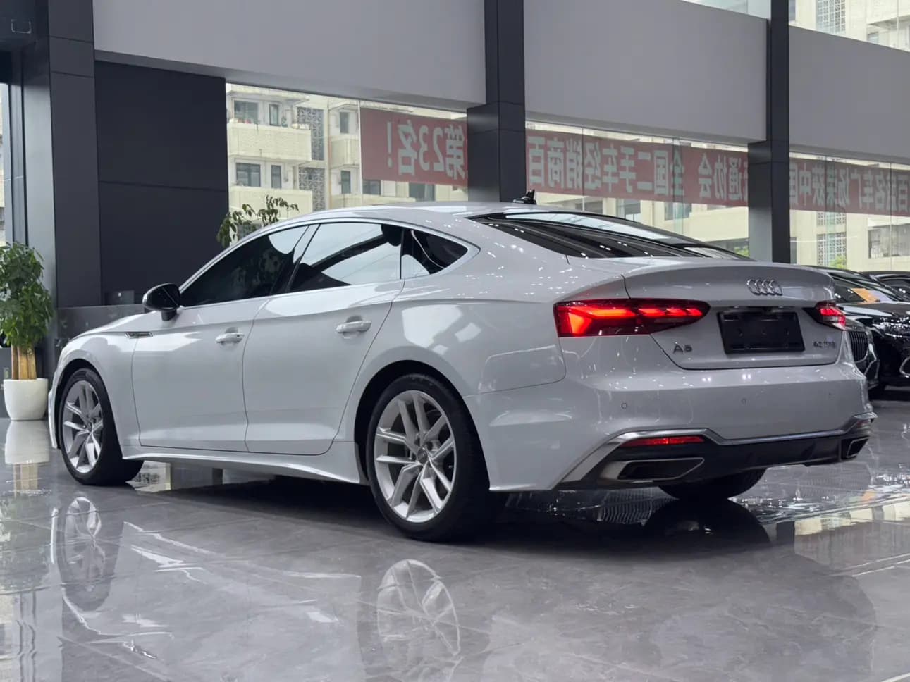 Audi A5 2021 г. 45108 км. — фото 3