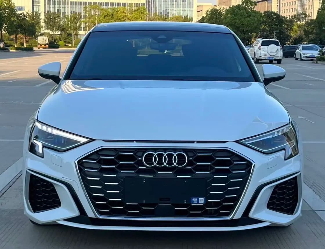 Audi A3 2023 г. 30095 км. — фото 2