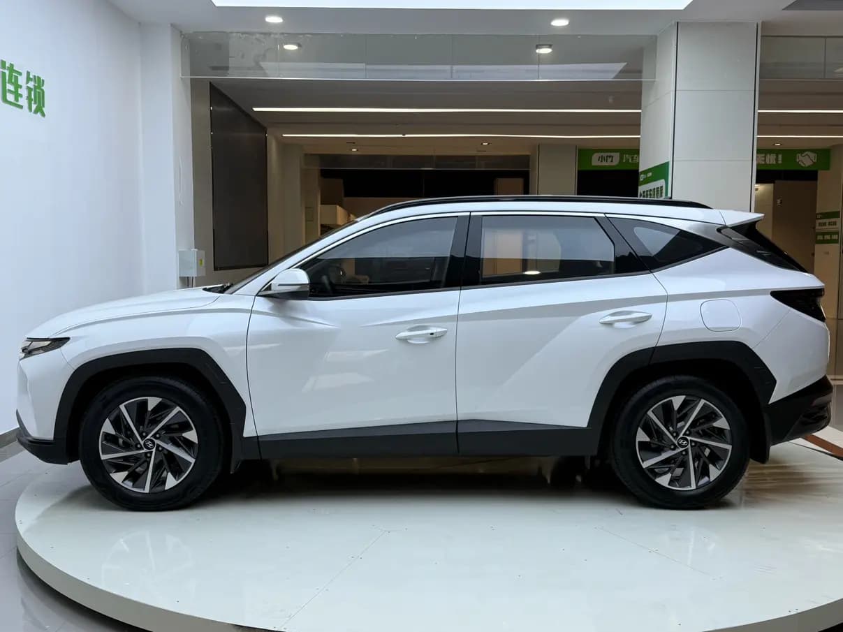 Hyundai Tucson L 2022 г. 35047 км. — фото 4
