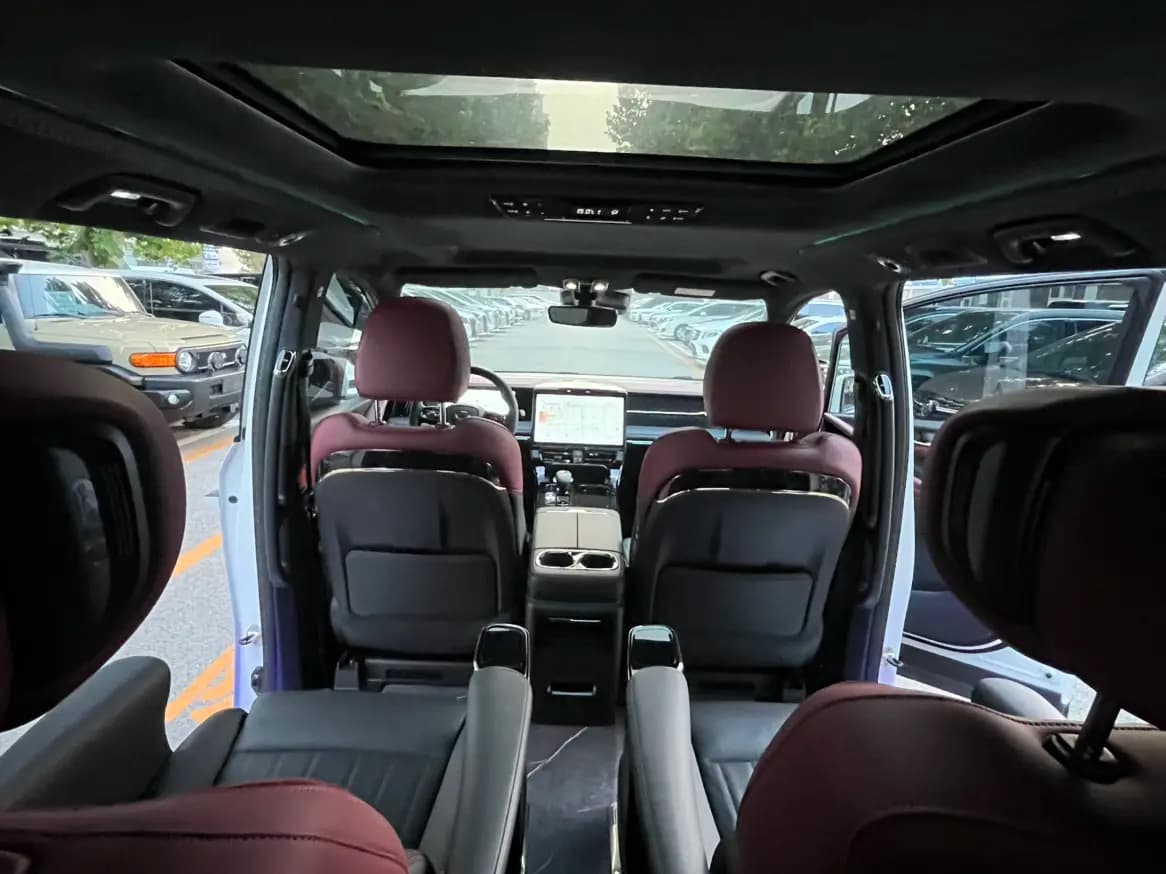GAC Trumpchi M8 2023 г. 52076 км. — фото 24