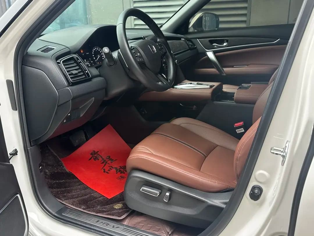 Honda UR-V 2023 г. 36009 км. — фото 13