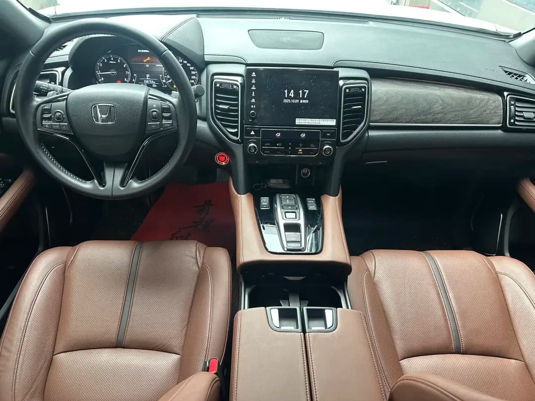 Honda UR-V 2023 г. 36009 км. — фото 9