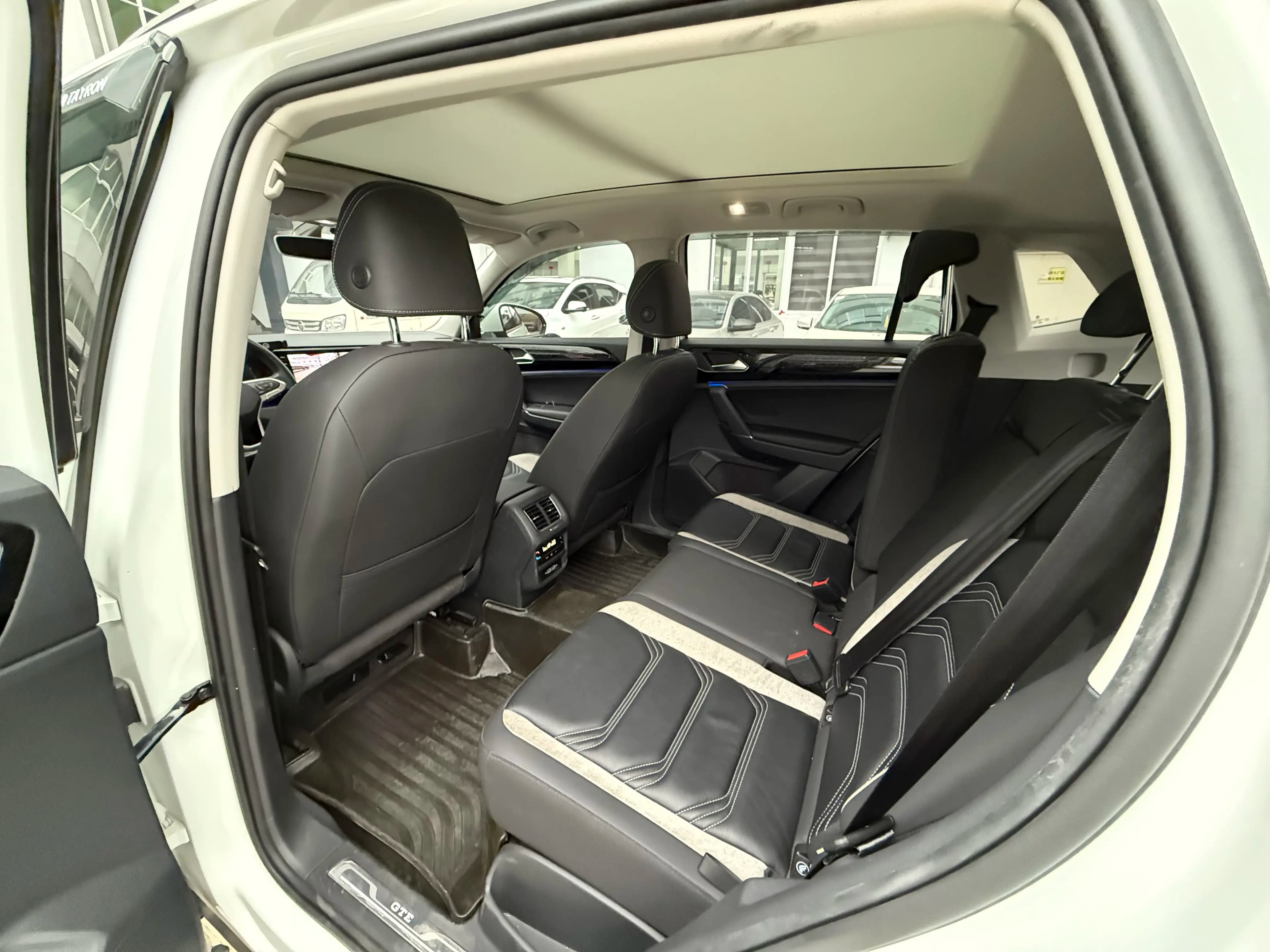 Volkswagen Tayron GTE 2022 г. 32062 км. — фото 16