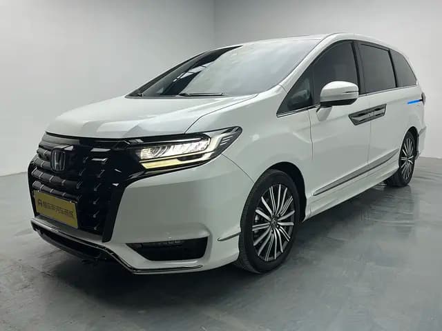 Honda Elysion 2023 г. 55867 км.