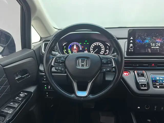 Honda Elysion 2023 г. 55867 км. — фото 16