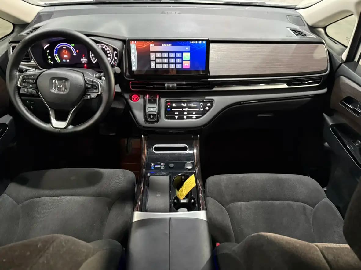 Honda Odyssey 2022 г. 30000 км. — фото 7