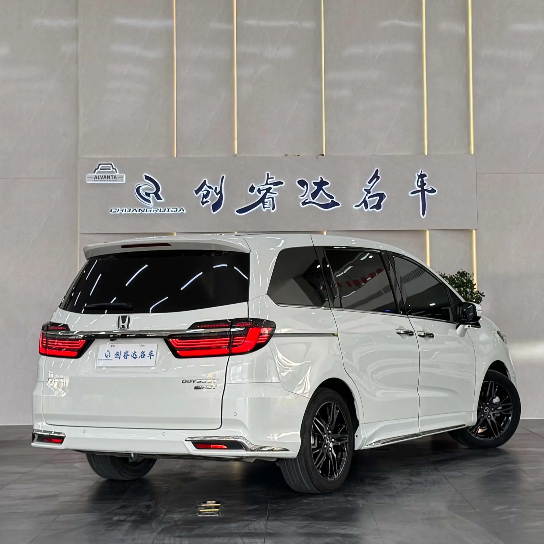 Honda Odyssey 2022 г. 45000 км. — фото 4