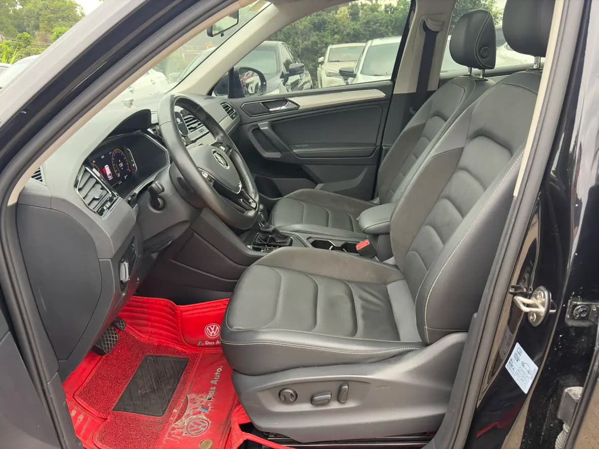 Volkswagen Tiguan L 2021 г. 83020 км. — фото 12