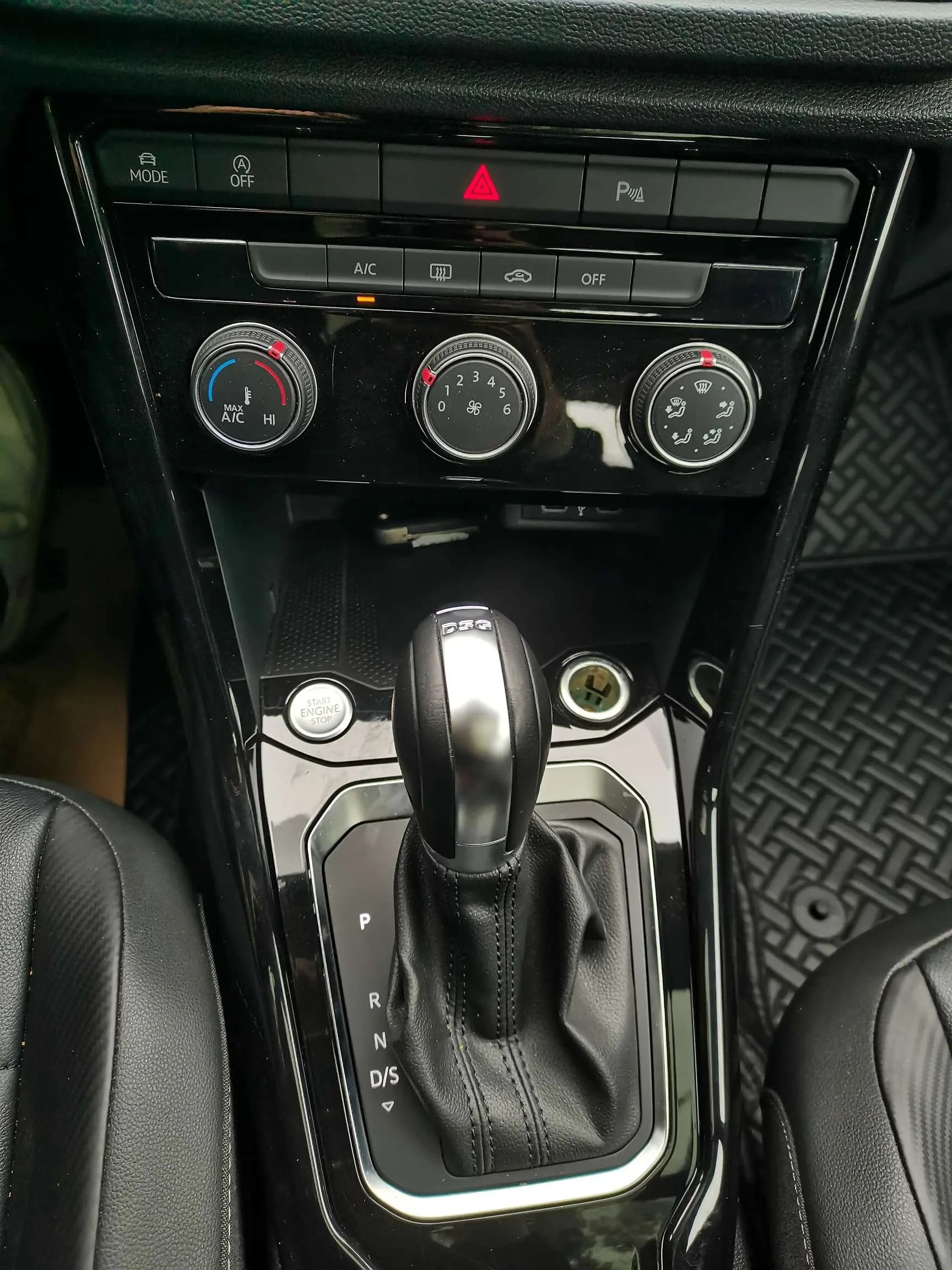 Volkswagen T-Roc 2022 г. 53137 км. — фото 18