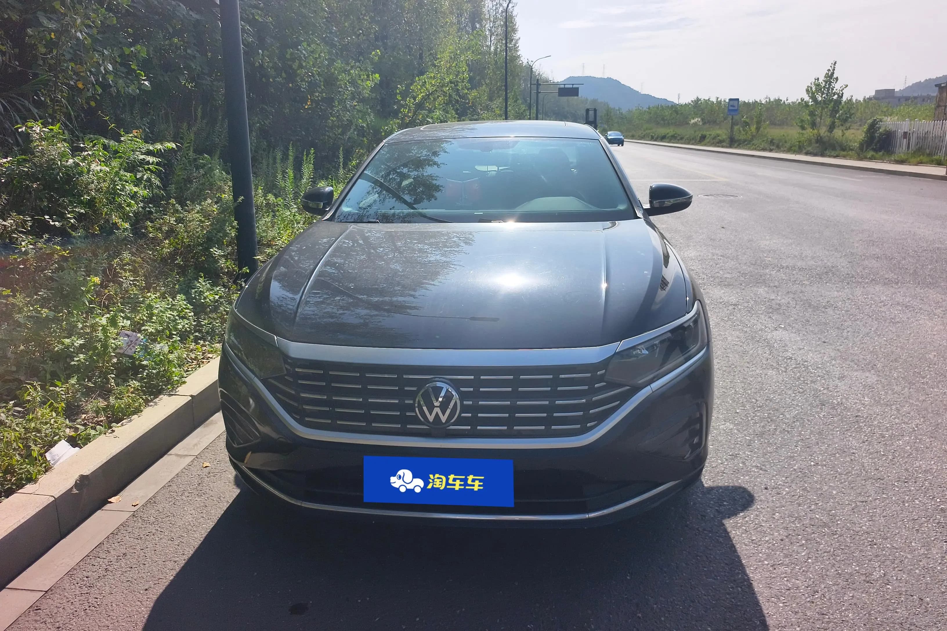 Volkswagen Passat 2023 г. 38335 км. — фото 2
