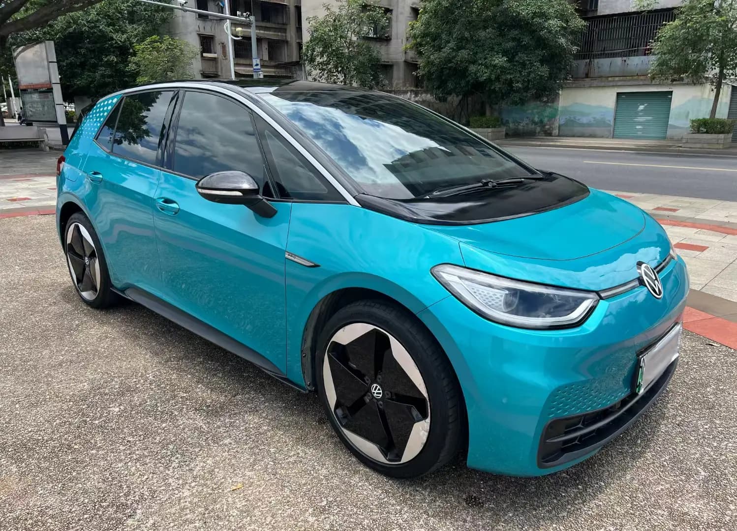 Volkswagen ID.3 2022 г. 57900 км. — фото 3