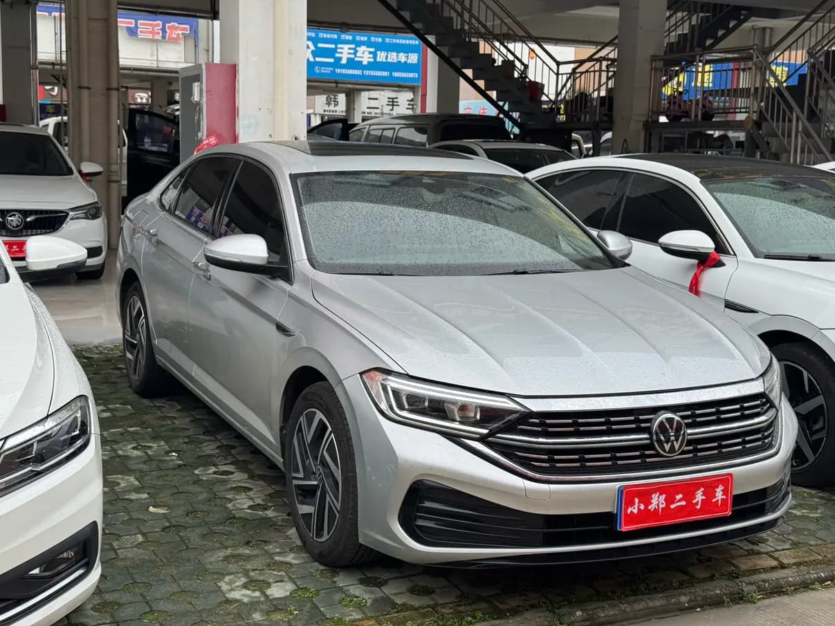 Volkswagen Sagitar 2023 г. 49002 км. — фото 3