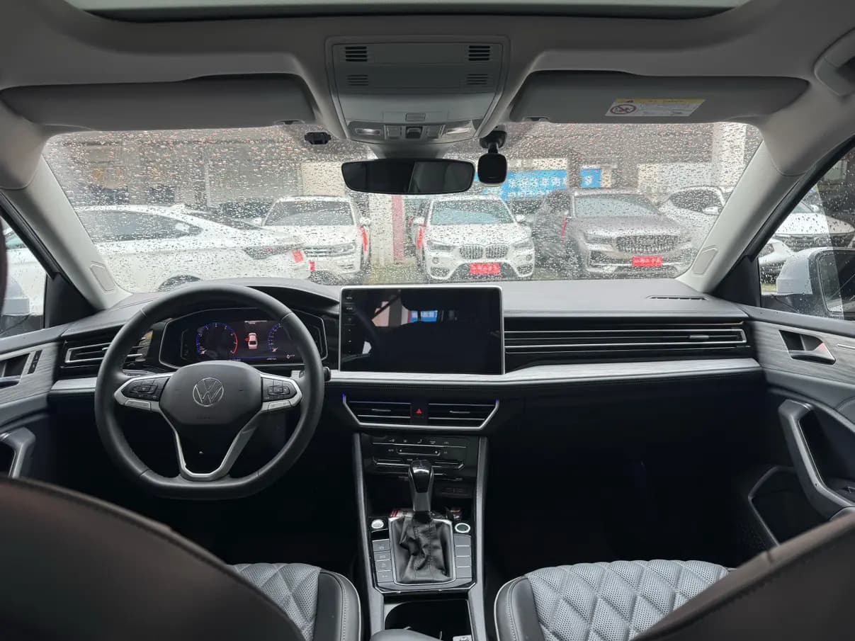 Volkswagen Sagitar 2023 г. 49002 км. — фото 6