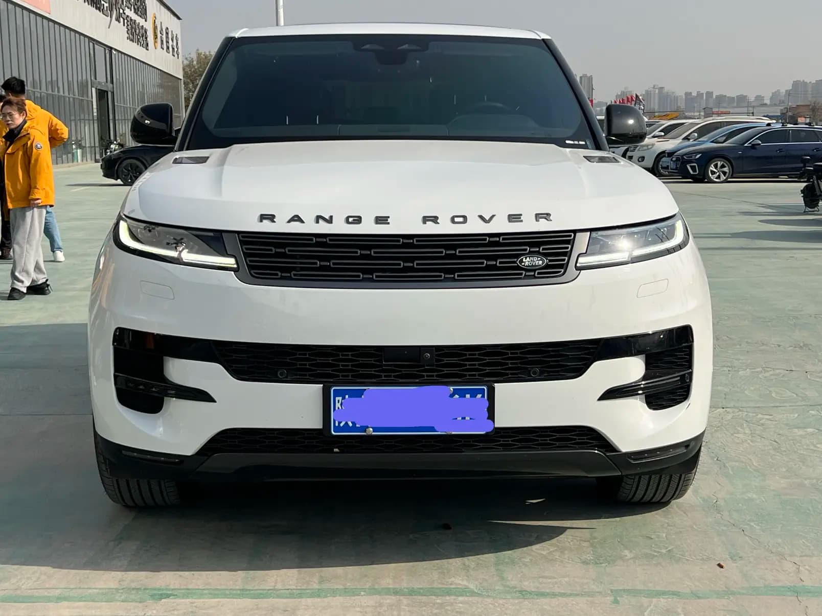 Land Rover Range Rover Sport 2025 г. 22000 км. — фото 2