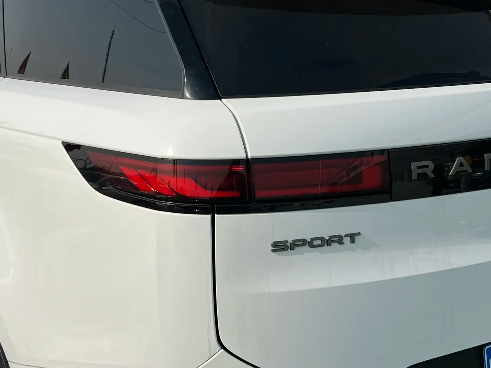 Land Rover Range Rover Sport 2025 г. 22000 км. — фото 6