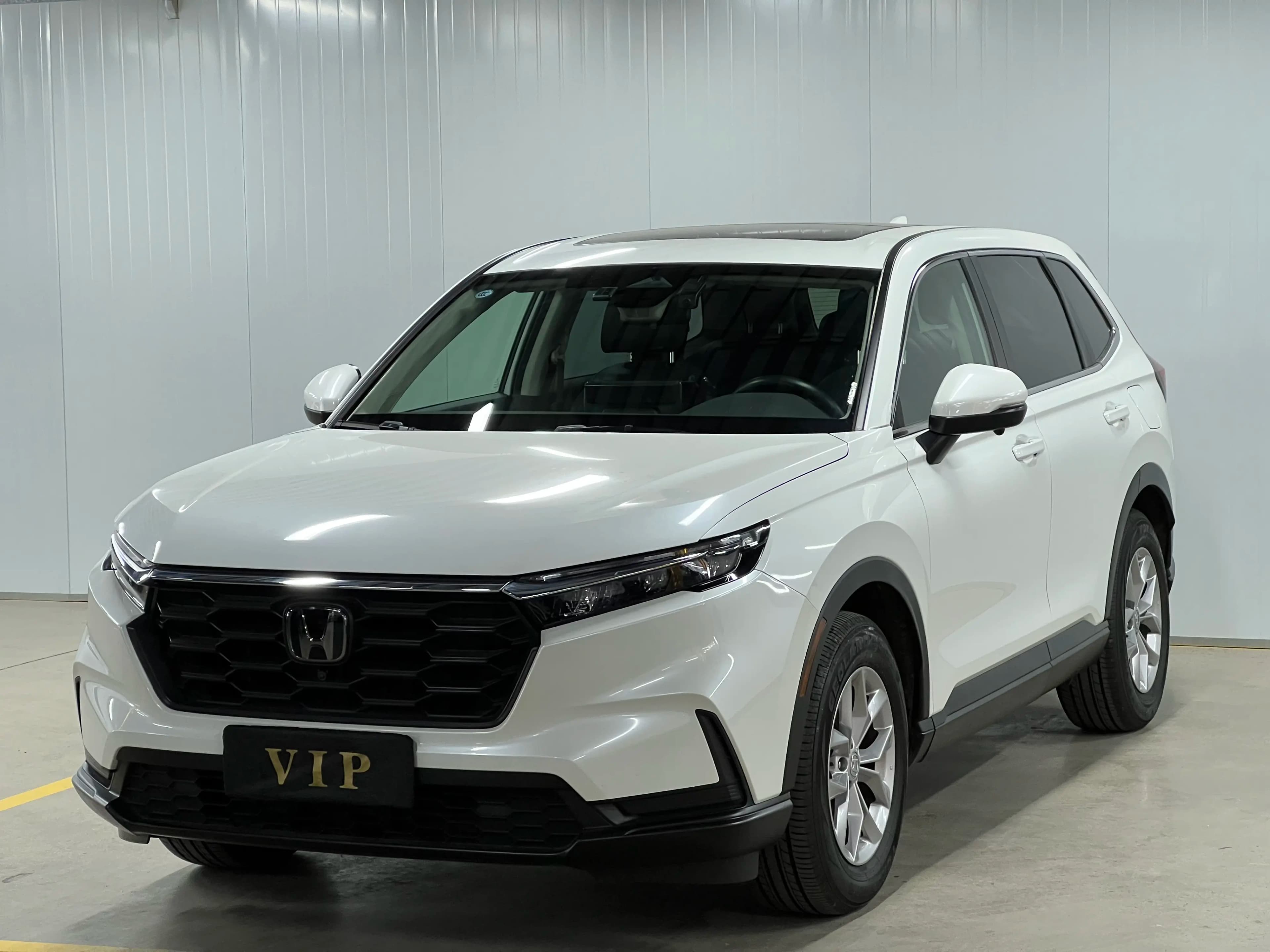 Honda CR-V 2023 г. 11241 км.