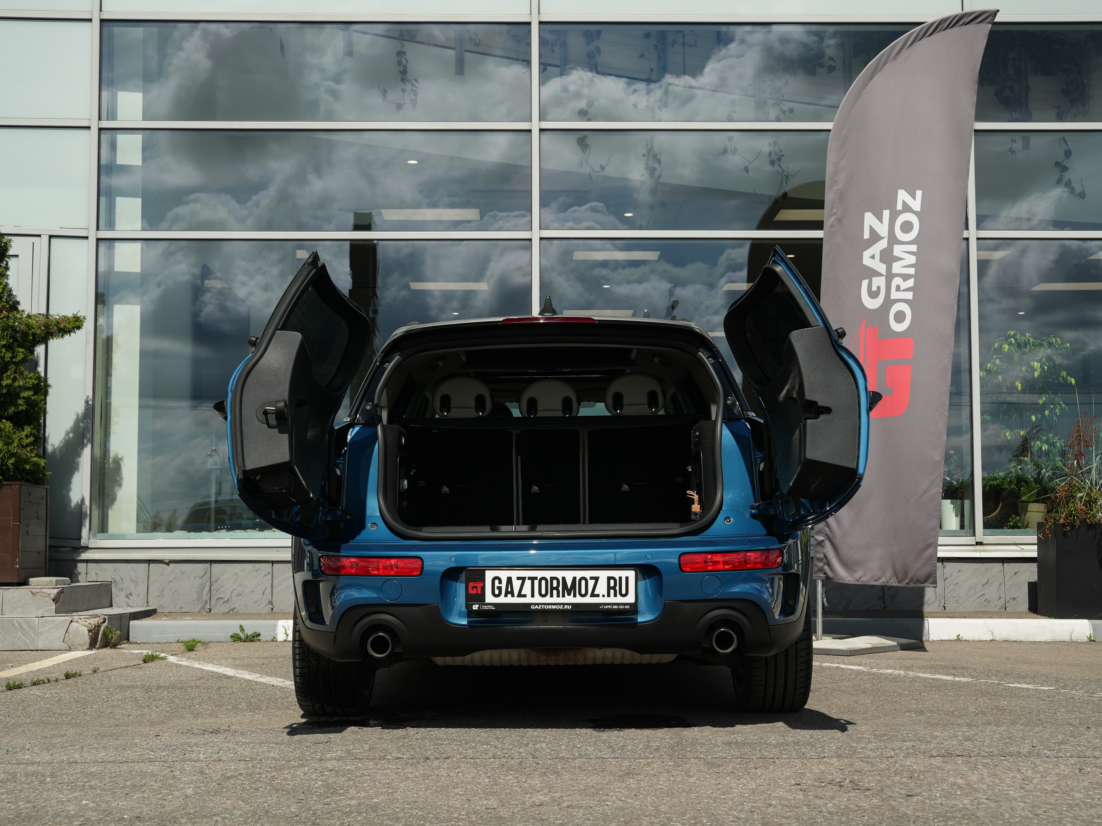MINI Cooper S Clubman — фото 7