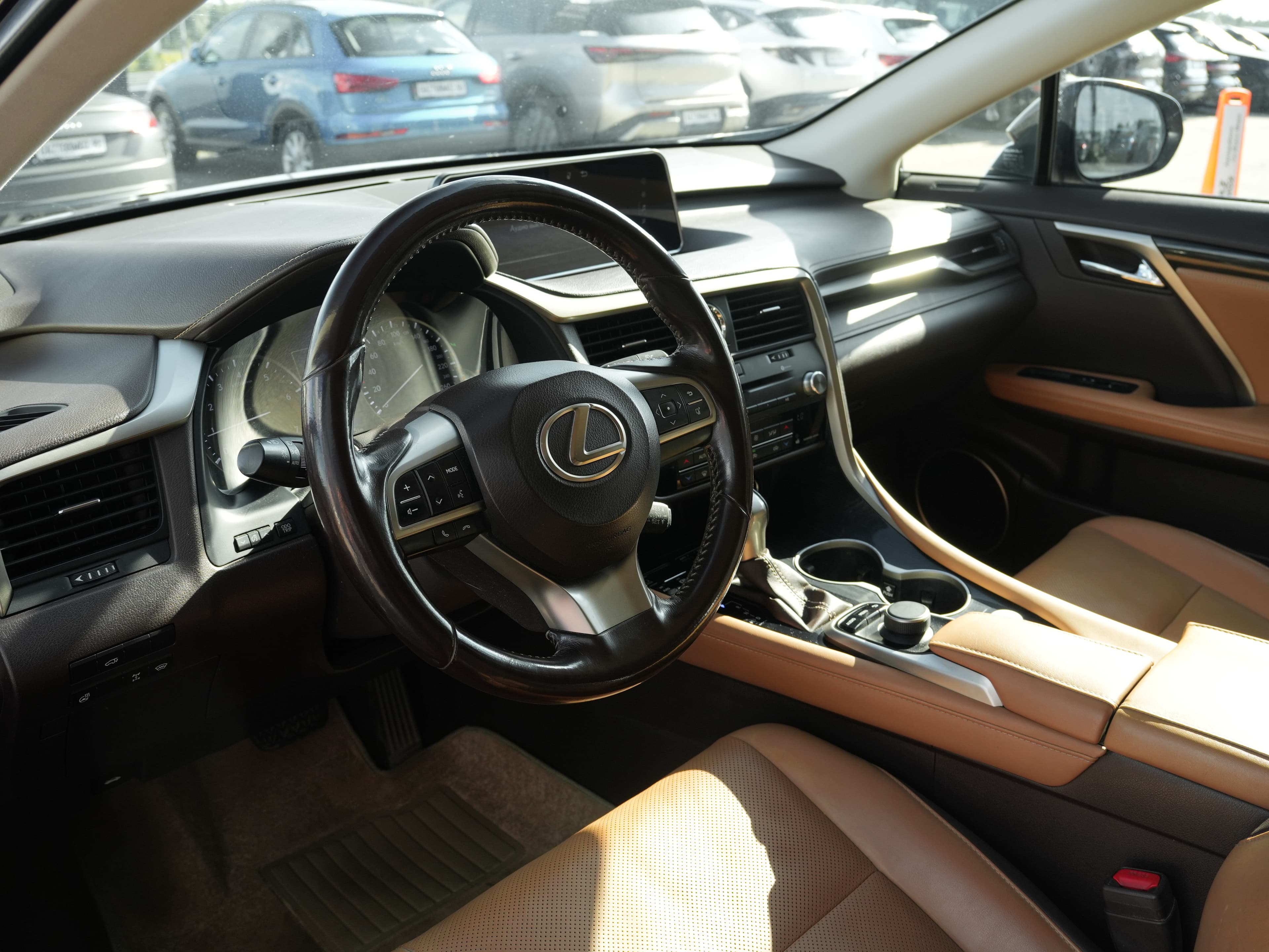 Lexus RX — фото 11
