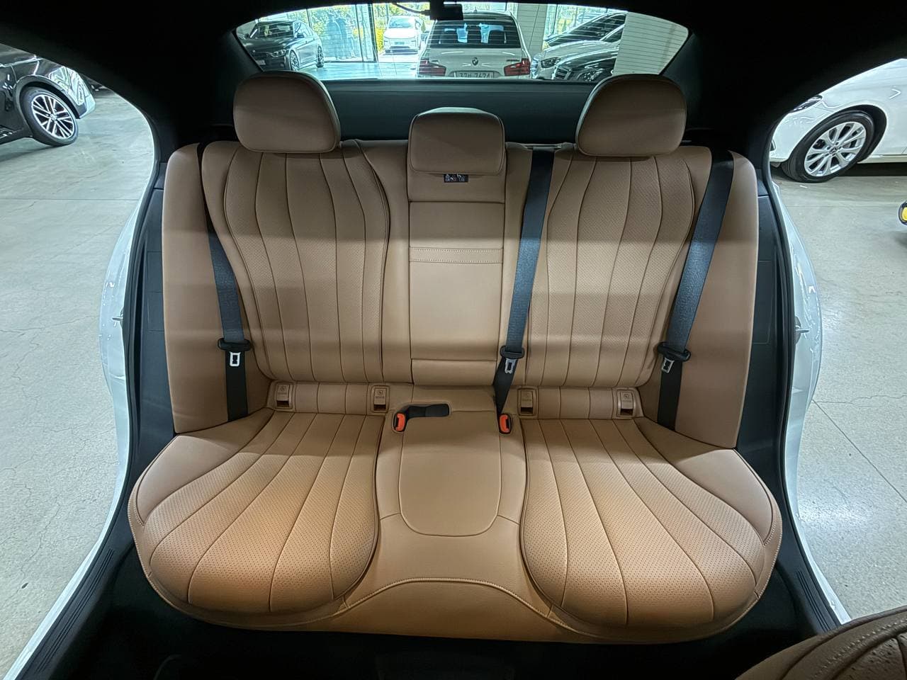 Mercedes-Benz E-класс — фото 28