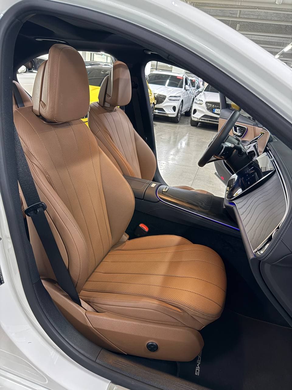Mercedes-Benz E-класс — фото 32