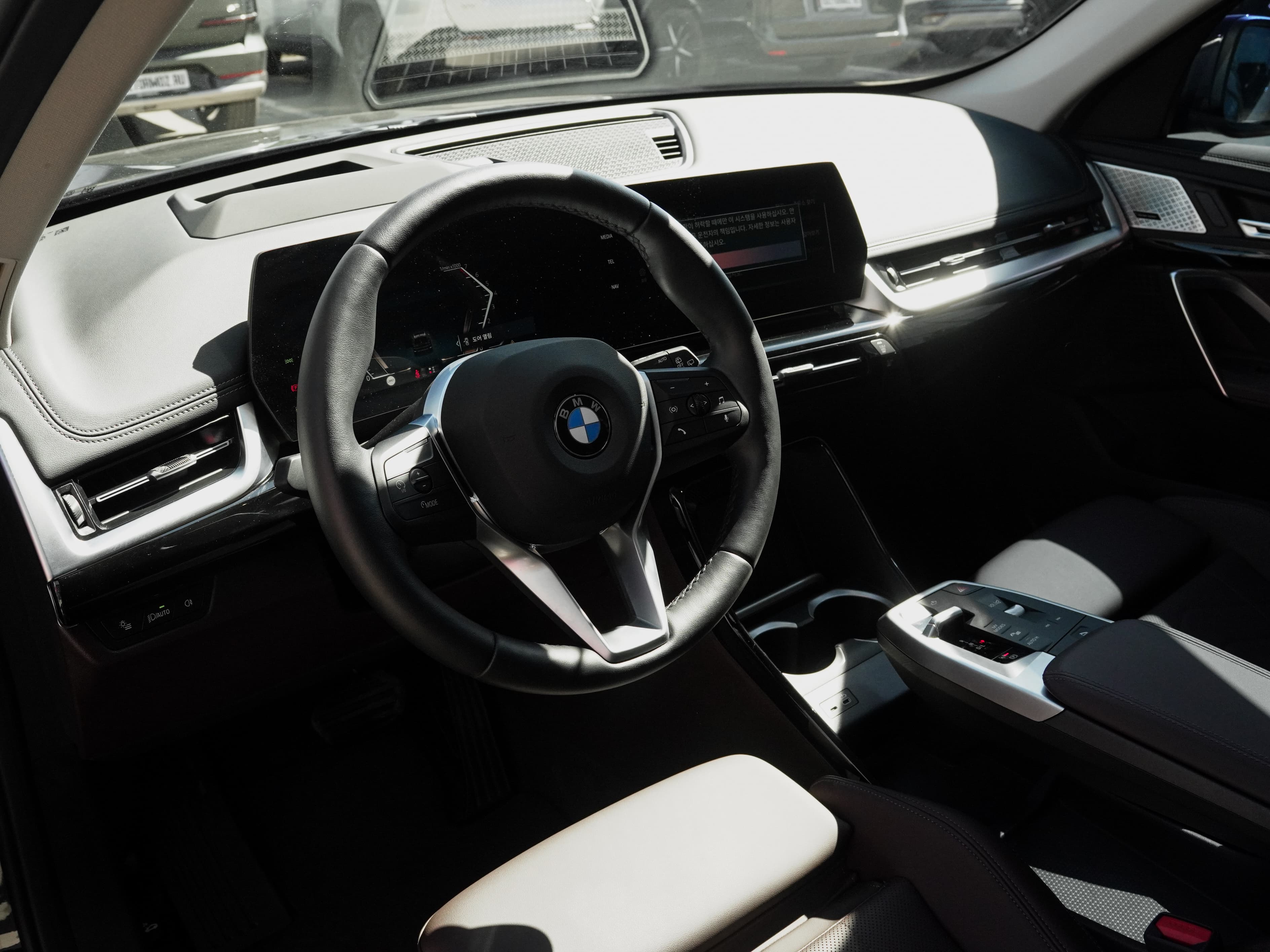 BMW X1 — фото 18
