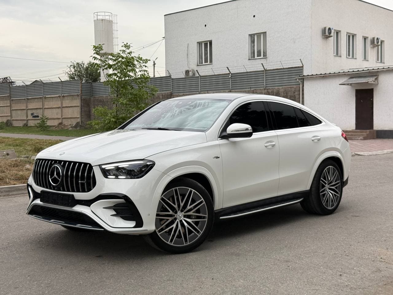 Mercedes-Benz GLE-класс AMG Coupe — фото 1