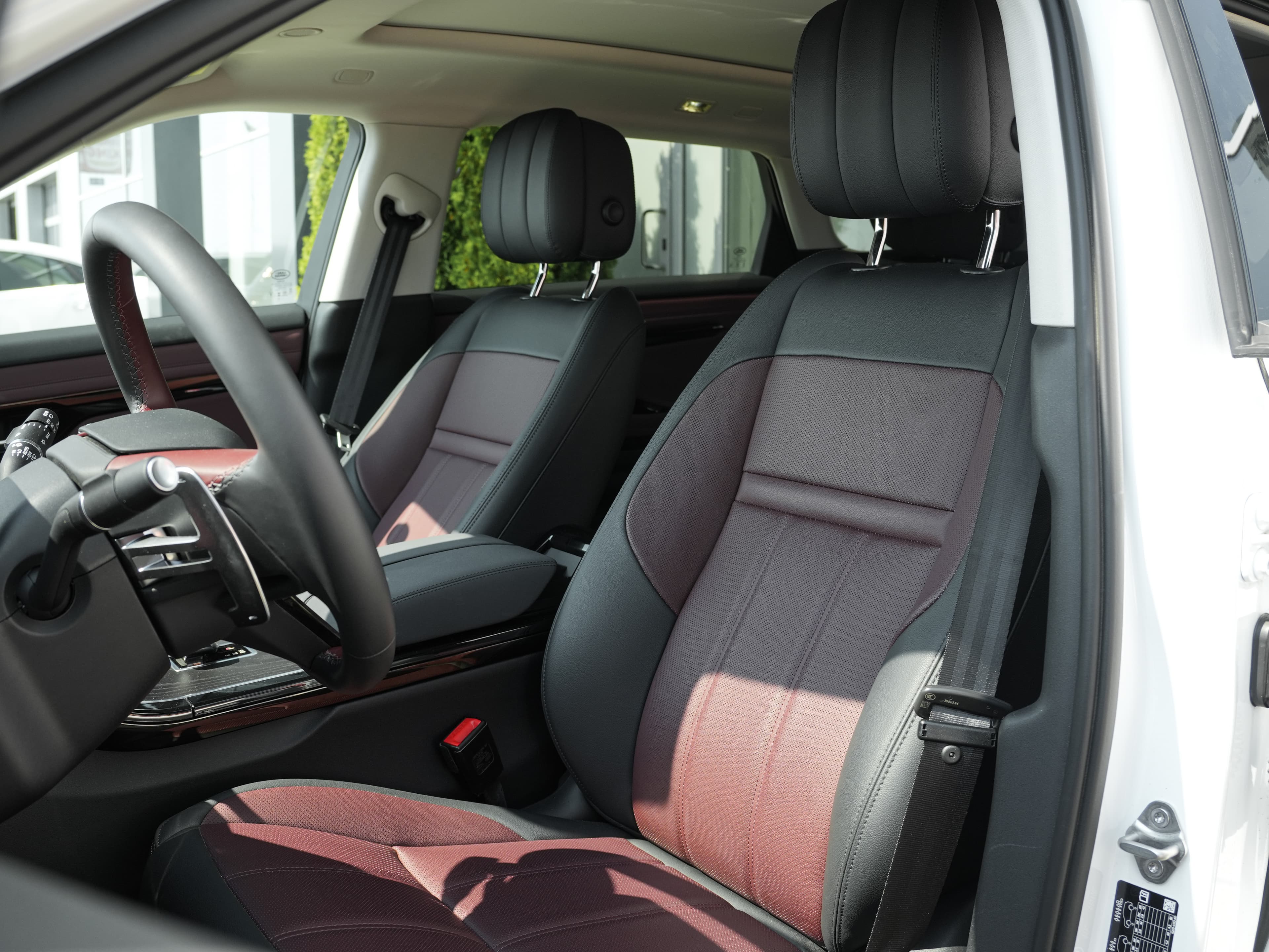 Land Rover Range Rover Evoque — фото 12