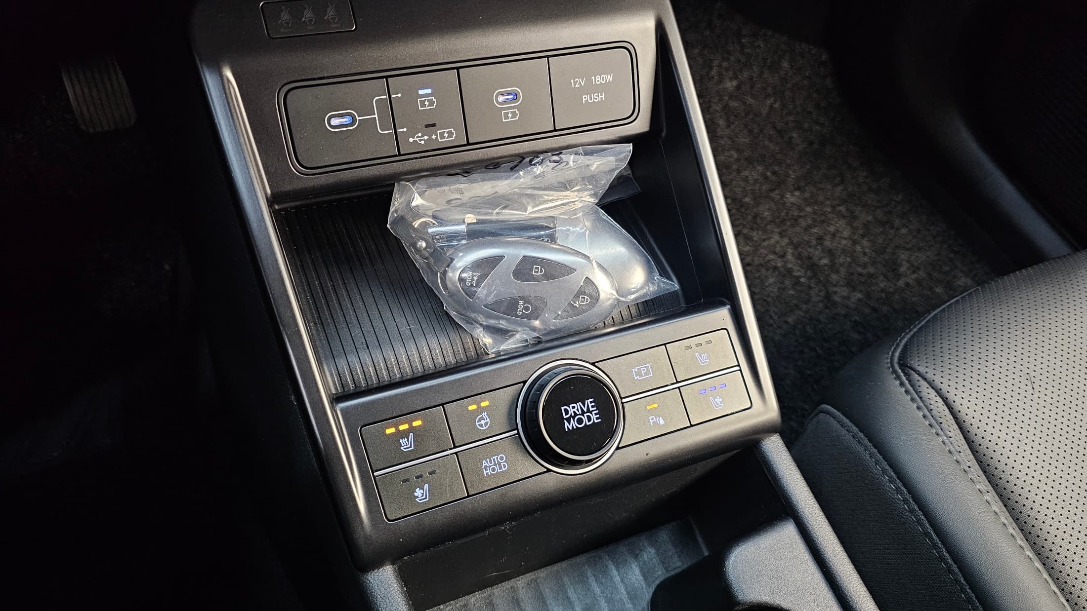 Hyundai Staria — фото 18