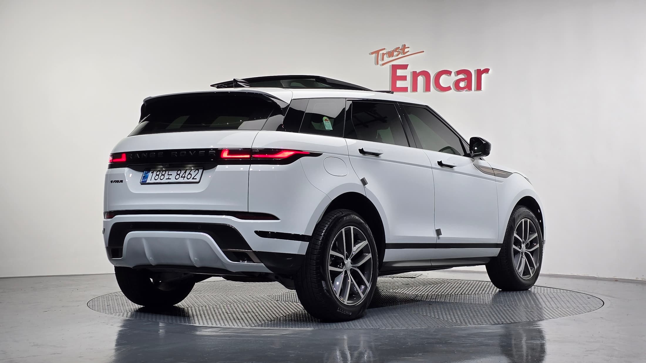 Land Rover Range Rover Evoque — фото 2