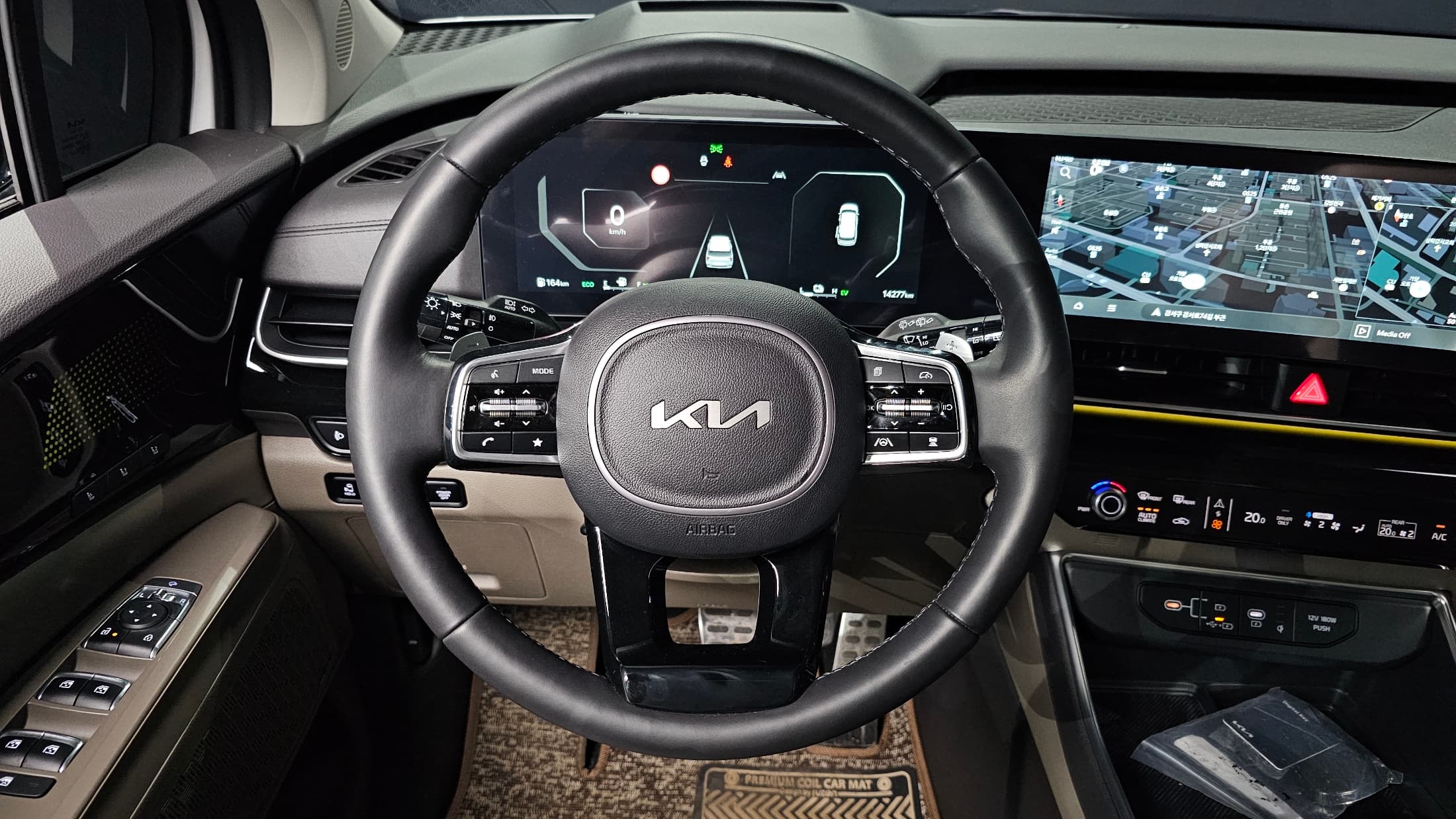 Kia Sportage — фото 13