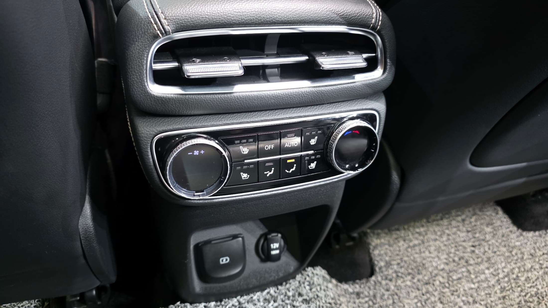 Genesis GV70 — фото 19