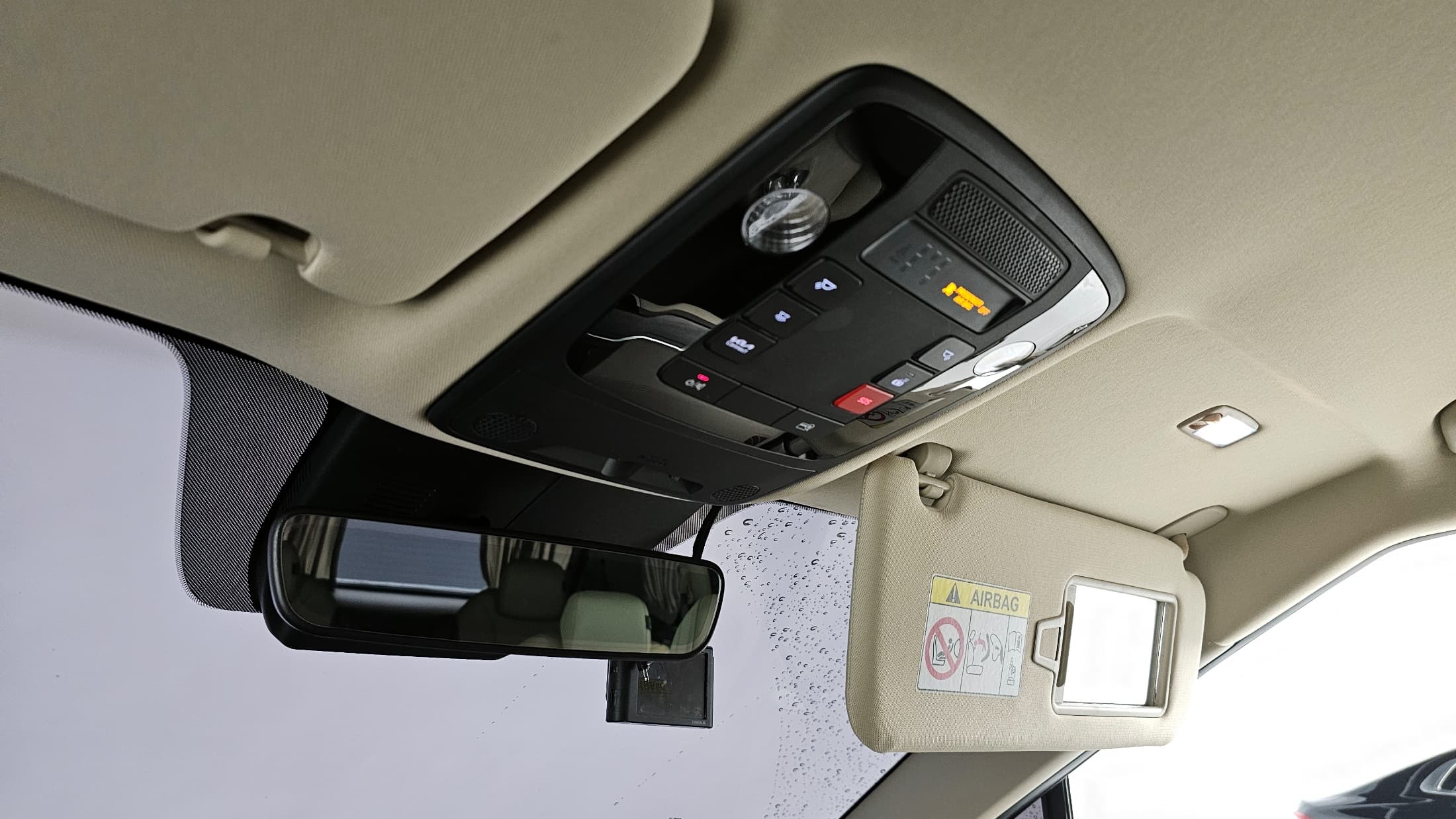 Kia Carnival — фото 18