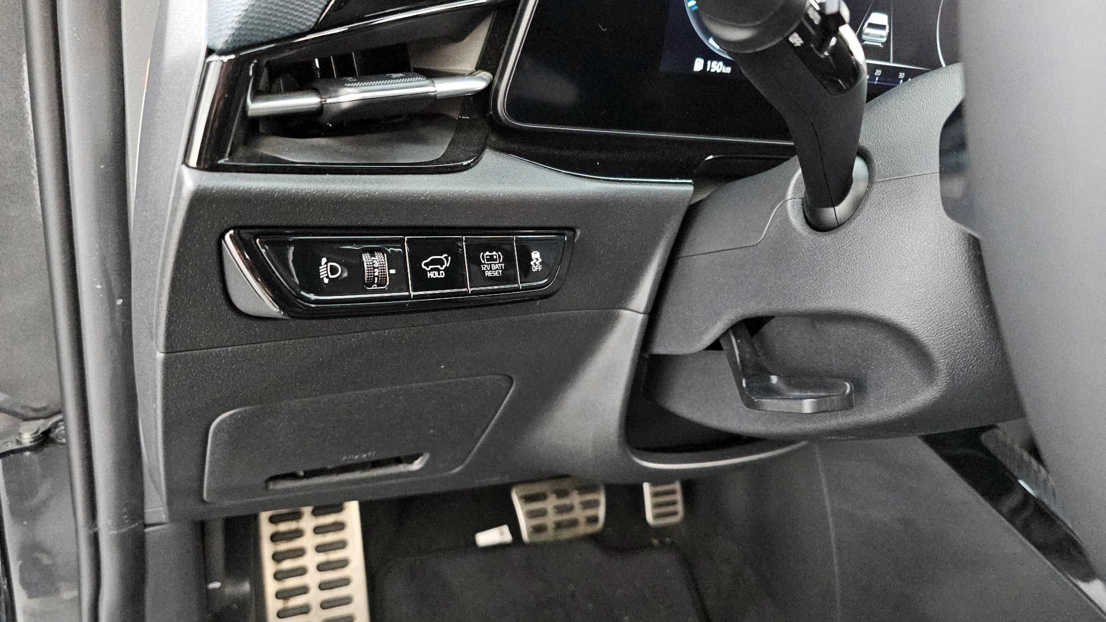 Kia Sorento — фото 16