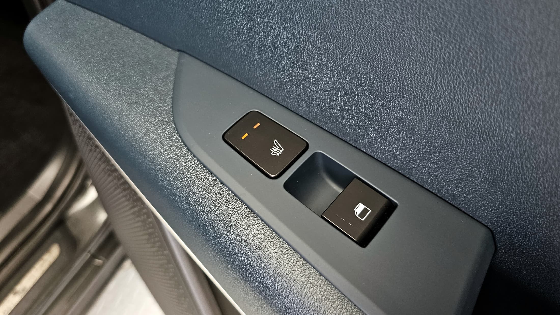 Kia Sorento — фото 17